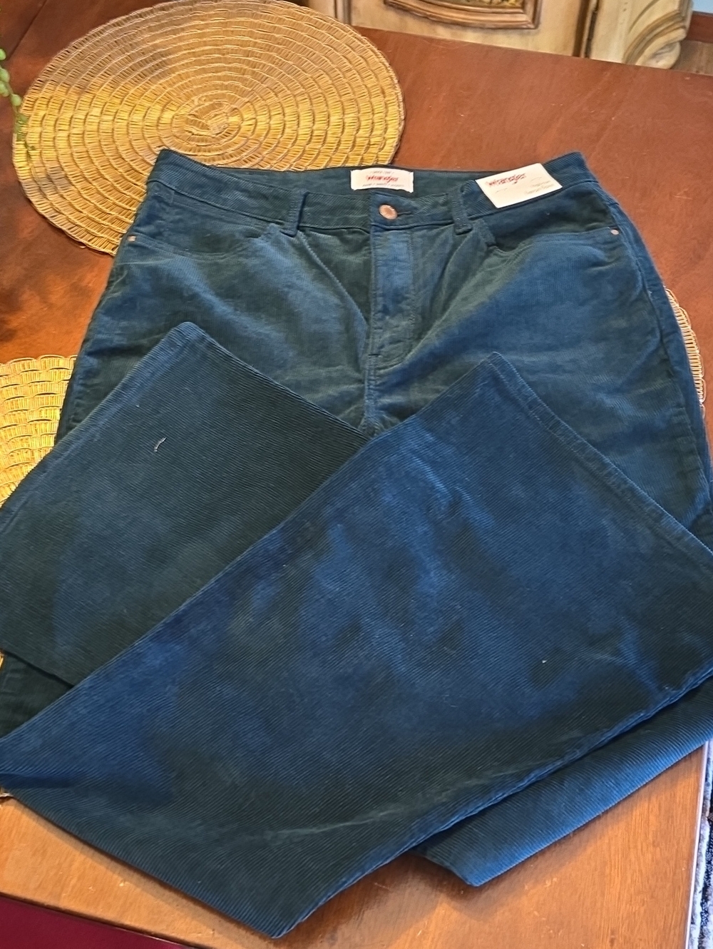 Wrangler Corduroy Pants in Teal Blue
